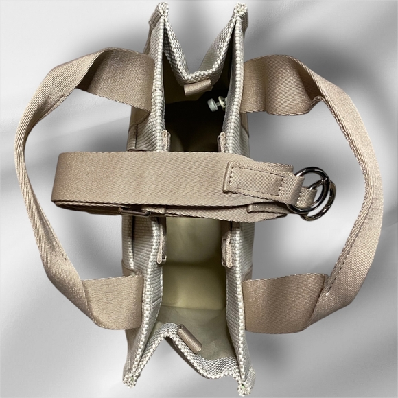 Lululemon two tone canvas tote bag mini 4.5L - Picture 2 of 10